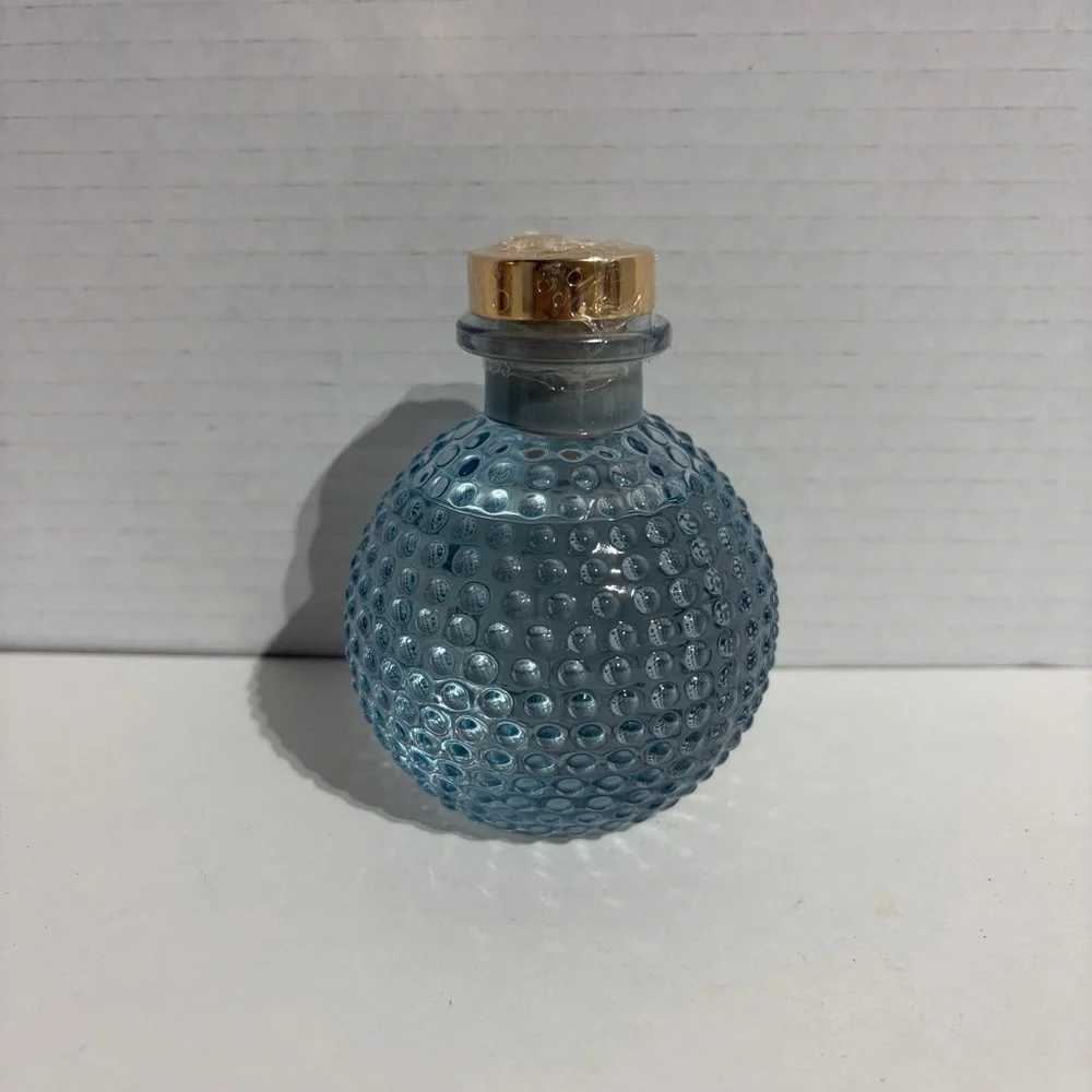 Lot 2 PEACE Reed Diffuser Set Silkcraft HD Designs Blue Winter Berry 5 oz NEW
